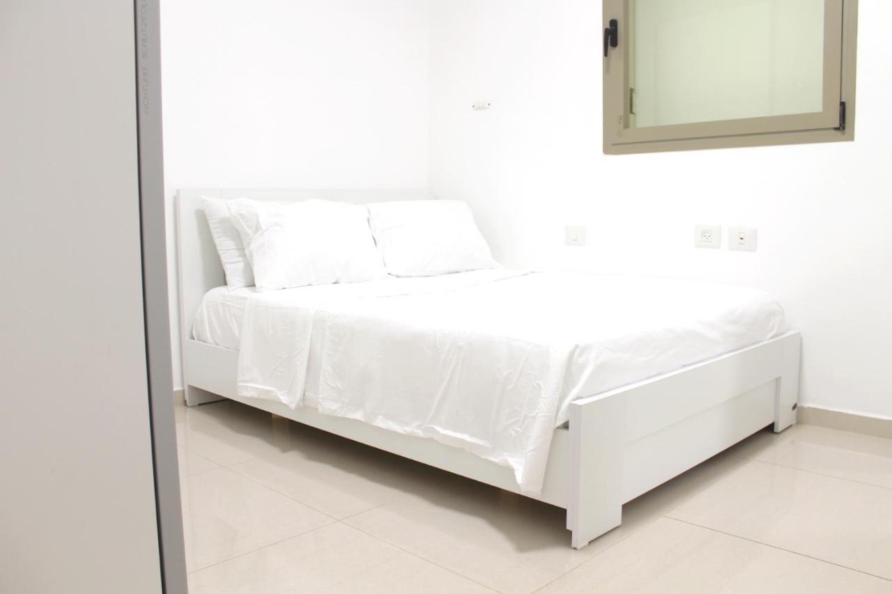 Beach Suite Israel- Best View, Gym, Massage Chair, Low Fee For Off-Site Indoor Pool Spa ביץ סוייט ישראל- נוף ים מאלף, כיסא מסאז, חדר כושר, אפשרות לבריכה מקורה, וספא בתשלום ממש מוזל Ashkelon Eksteriør bilde