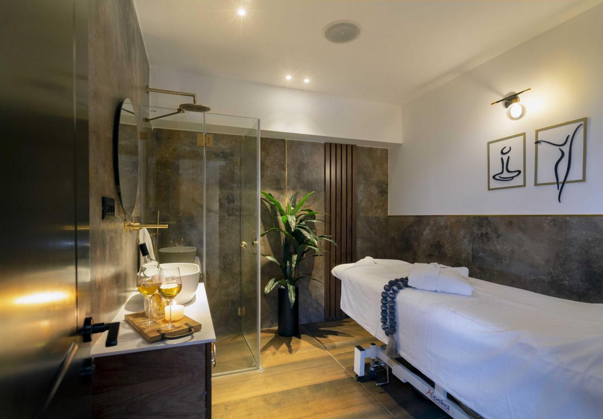 Beach Suite Israel- Best View, Gym, Massage Chair, Low Fee For Off-Site Indoor Pool Spa ביץ סוייט ישראל- נוף ים מאלף, כיסא מסאז, חדר כושר, אפשרות לבריכה מקורה, וספא בתשלום ממש מוזל Ashkelon Eksteriør bilde
